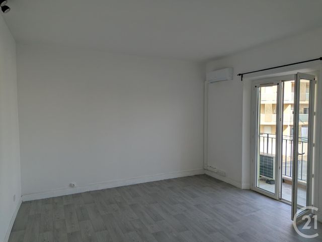 Appartement F2 &agrave; louer - 2 pi&egrave;ces - 49,43 m2 - Bagnols Sur Ceze - 30 - LANGUEDOC-ROUSSILLON