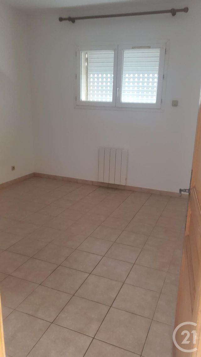Appartement F2 &agrave; louer - 2 pi&egrave;ces - 38 m2 - Cavillargues - 30 - LANGUEDOC-ROUSSILLON