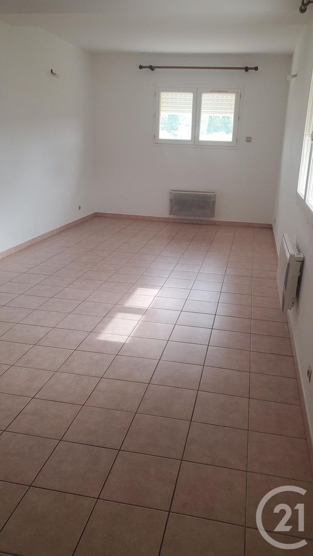 Appartement F2 &agrave; louer - 2 pi&egrave;ces - 38 m2 - Cavillargues - 30 - LANGUEDOC-ROUSSILLON