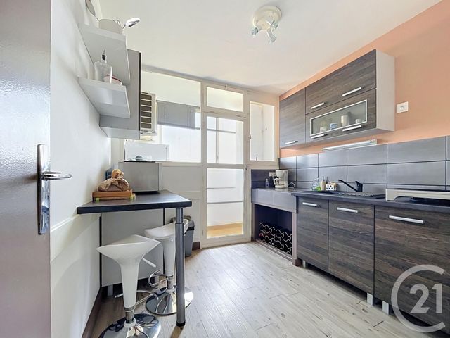 Appartement F4 &agrave; vendre - 4 pi&egrave;ces - 69,21 m2 - Bagnols Sur Ceze - 30 - LANGUEDOC-ROUSSILLON