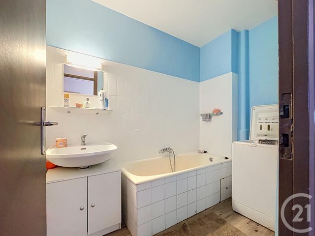 Appartement F4 &agrave; vendre - 4 pi&egrave;ces - 69,21 m2 - Bagnols Sur Ceze - 30 - LANGUEDOC-ROUSSILLON