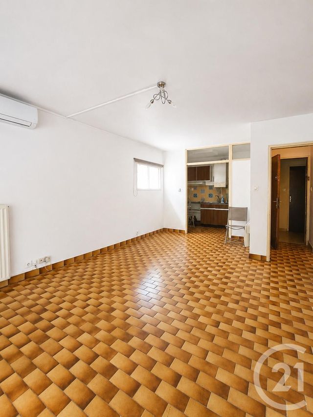 Appartement F2 &agrave; louer - 2 pi&egrave;ces - 43,51 m2 - Bagnols Sur Ceze - 30 - LANGUEDOC-ROUSSILLON