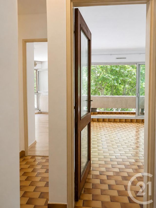 Appartement F2 &agrave; louer - 2 pi&egrave;ces - 43,51 m2 - Bagnols Sur Ceze - 30 - LANGUEDOC-ROUSSILLON