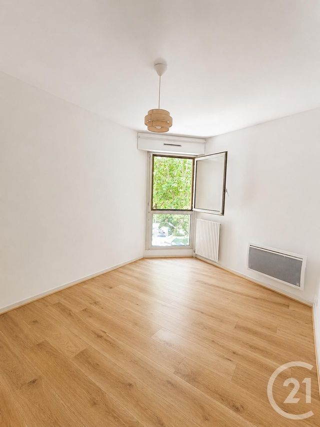 Appartement F2 &agrave; louer - 2 pi&egrave;ces - 43,51 m2 - Bagnols Sur Ceze - 30 - LANGUEDOC-ROUSSILLON
