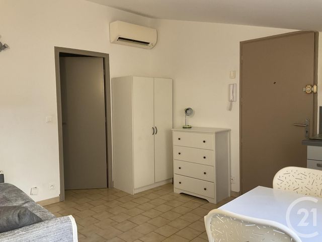 Appartement Studio &agrave; louer - 1 pi&egrave;ce - 18,70 m2 - Bagnols Sur Ceze - 30 - LANGUEDOC-ROUSSILLON