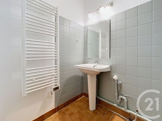 Appartement T1 &agrave; vendre - 1 pi&egrave;ce - 25,77 m2 - Bagnols Sur Ceze - 30 - LANGUEDOC-ROUSSILLON