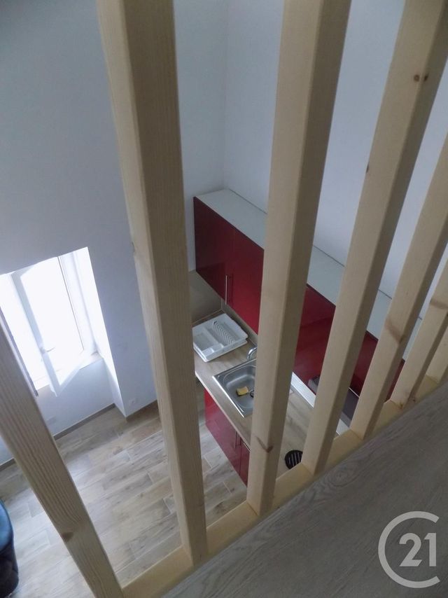 Appartement Studio &agrave; louer - 1 pi&egrave;ce - 20 m2 - Bagnols Sur Ceze - 30 - LANGUEDOC-ROUSSILLON