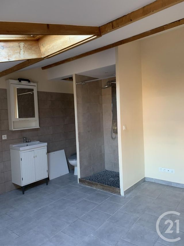Maison &agrave; louer - 3 pi&egrave;ces - 65 m2 - Bagnols Sur Ceze - 30 - LANGUEDOC-ROUSSILLON
