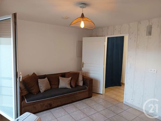Appartement F1 &agrave; louer - 1 pi&egrave;ce - 22 m2 - Bagnols Sur Ceze - 30 - LANGUEDOC-ROUSSILLON