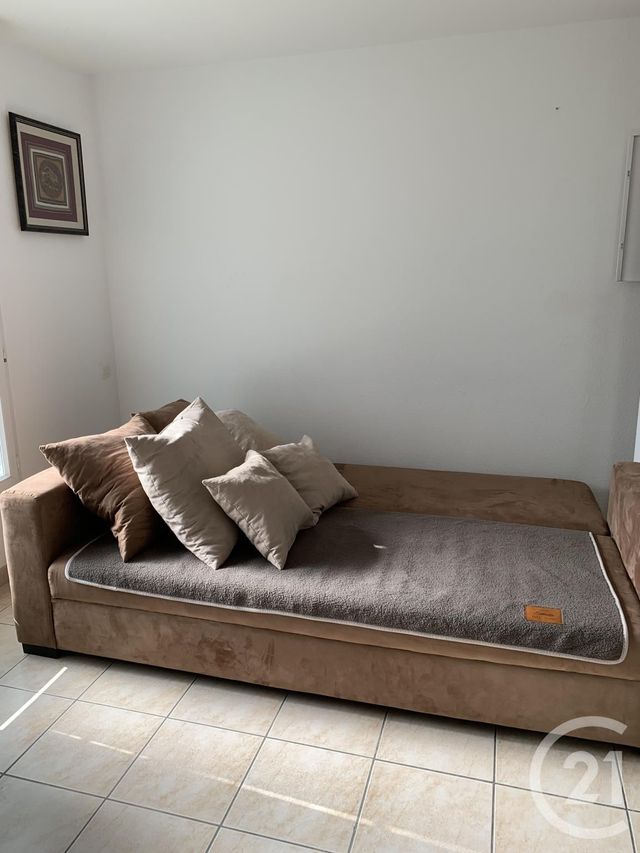 Appartement F1 &agrave; louer - 1 pi&egrave;ce - 22 m2 - Bagnols Sur Ceze - 30 - LANGUEDOC-ROUSSILLON
