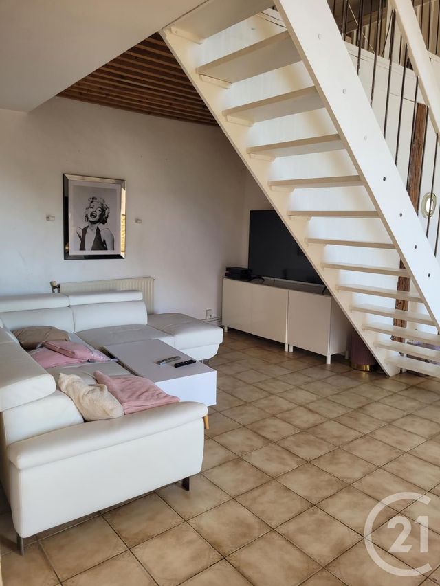 Appartement F4 &agrave; louer - 5 pi&egrave;ces - 150 m2 - Tresques - 30 - LANGUEDOC-ROUSSILLON