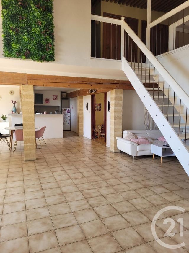 Appartement F4 &agrave; louer - 5 pi&egrave;ces - 150 m2 - Tresques - 30 - LANGUEDOC-ROUSSILLON