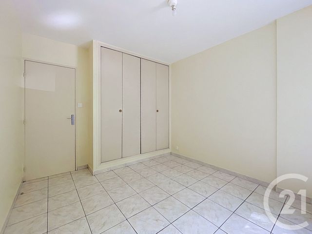 Appartement T3 &agrave; vendre - 3 pi&egrave;ces - 53 m2 - Bagnols Sur Ceze - 30 - LANGUEDOC-ROUSSILLON