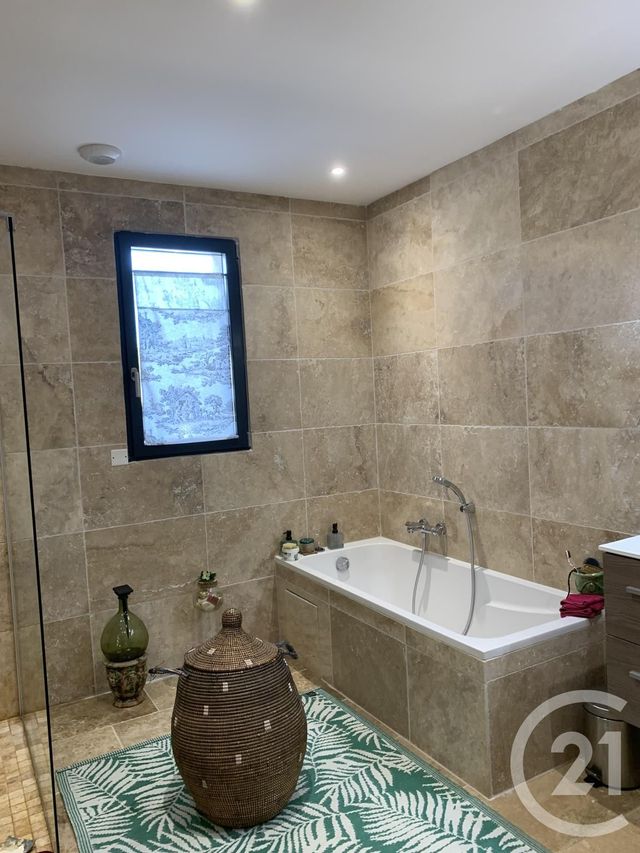 Maison &agrave; louer - 5 pi&egrave;ces - 170 m2 - St Michel D Euzet - 30 - LANGUEDOC-ROUSSILLON