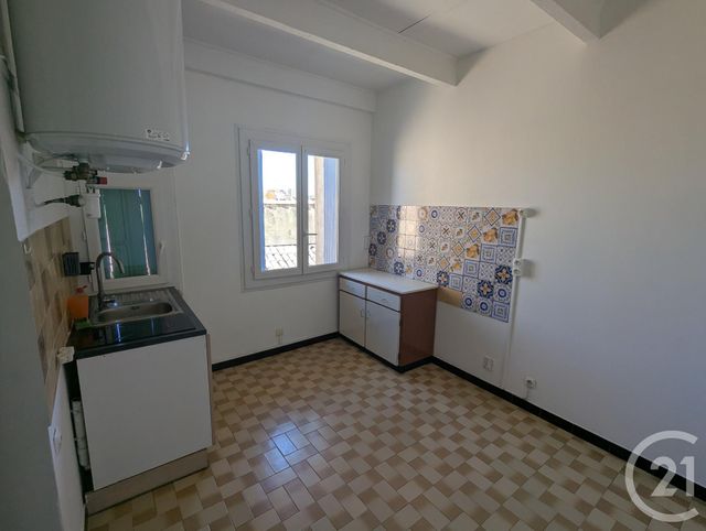 Appartement F3 &agrave; louer - 3 pi&egrave;ces - 65 m2 - Bagnols Sur Ceze - 30 - LANGUEDOC-ROUSSILLON