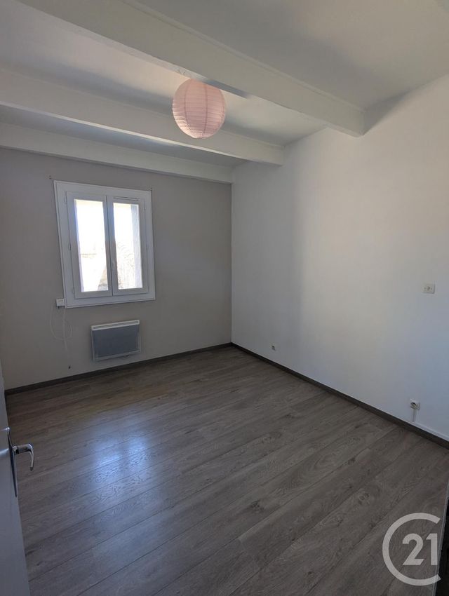 Appartement F3 &agrave; louer - 3 pi&egrave;ces - 65 m2 - Bagnols Sur Ceze - 30 - LANGUEDOC-ROUSSILLON