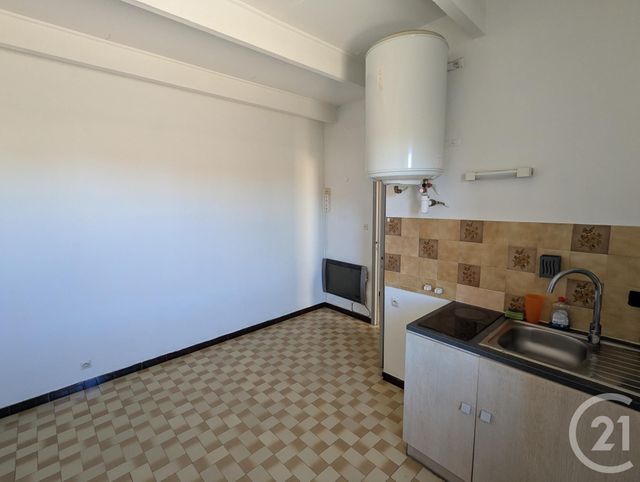 Appartement F3 &agrave; louer - 3 pi&egrave;ces - 65 m2 - Bagnols Sur Ceze - 30 - LANGUEDOC-ROUSSILLON
