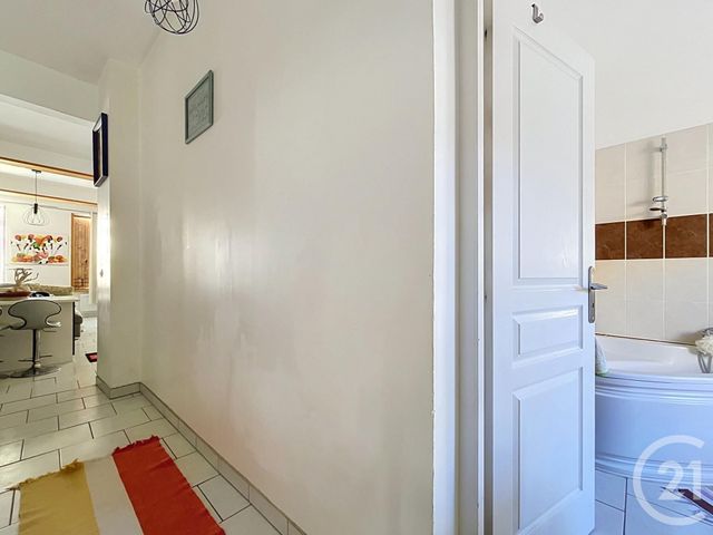Appartement F3 &agrave; vendre - 3 pi&egrave;ces - 56,86 m2 - Pont St Esprit - 30 - LANGUEDOC-ROUSSILLON