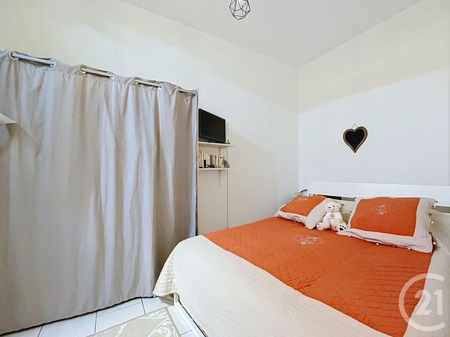 Appartement F3 &agrave; vendre - 3 pi&egrave;ces - 56,86 m2 - Pont St Esprit - 30 - LANGUEDOC-ROUSSILLON