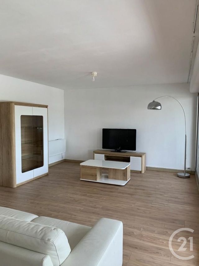 Appartement &agrave; louer - 3 pi&egrave;ces - 67 m2 - Bagnols Sur Ceze - 30 - LANGUEDOC-ROUSSILLON