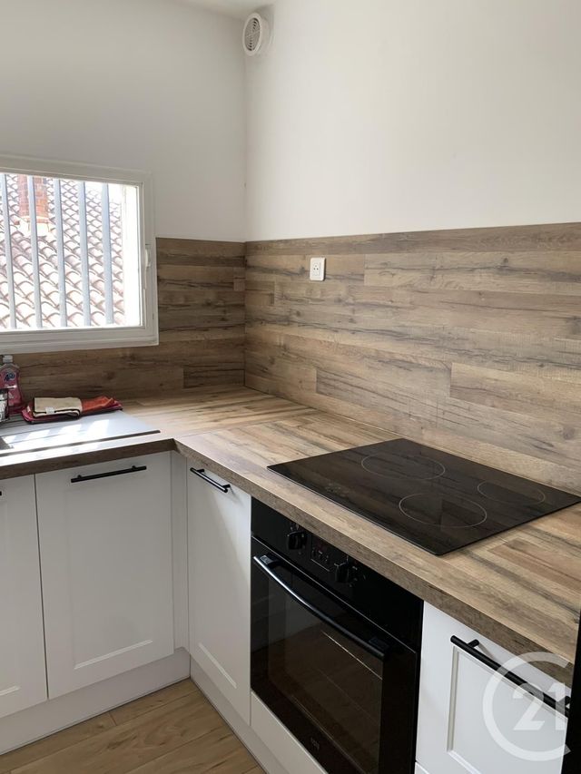 Appartement &agrave; louer - 3 pi&egrave;ces - 67 m2 - Bagnols Sur Ceze - 30 - LANGUEDOC-ROUSSILLON
