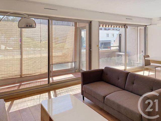 Appartement à louer BAGNOLS SUR CEZE