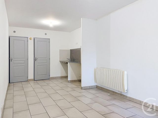 Appartement F1 &agrave; louer - 1 pi&egrave;ce - 24,82 m2 - Bagnols Sur Ceze - 30 - LANGUEDOC-ROUSSILLON
