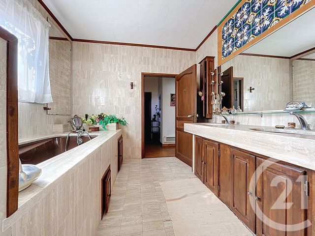 Maison &agrave; vendre - 7 pi&egrave;ces - 202 m2 - Bagnols Sur Ceze - 30 - LANGUEDOC-ROUSSILLON