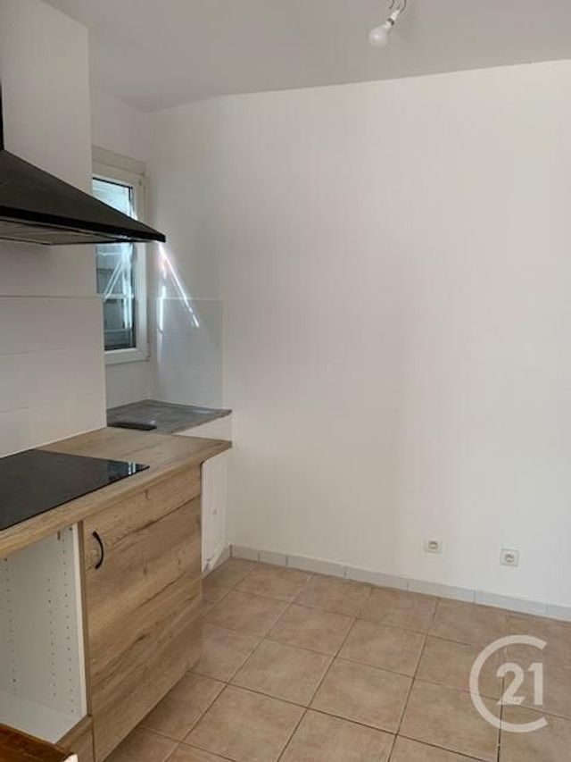 Maison &agrave; louer - 2 pi&egrave;ces - 41,28 m2 - Orsan - 30 - LANGUEDOC-ROUSSILLON