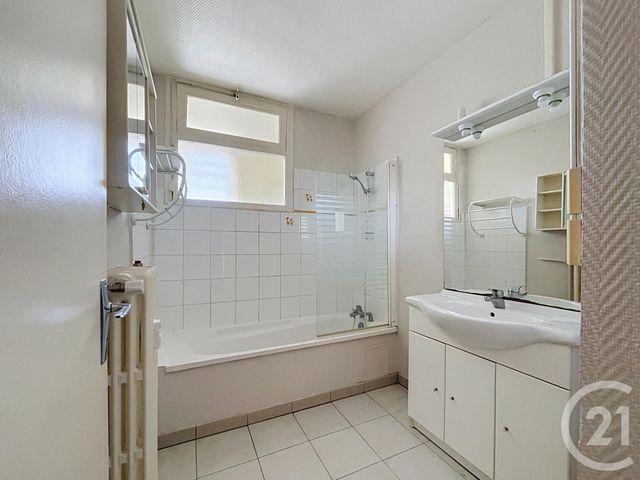 Appartement F3 &agrave; vendre - 3 pi&egrave;ces - 89,05 m2 - Bagnols Sur Ceze - 30 - LANGUEDOC-ROUSSILLON