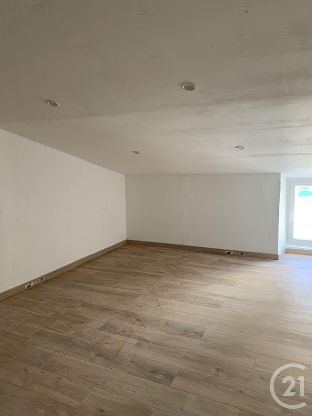 Maison &agrave; louer - 3 pi&egrave;ces - 61 m2 - Bagnols Sur Ceze - 30 - LANGUEDOC-ROUSSILLON