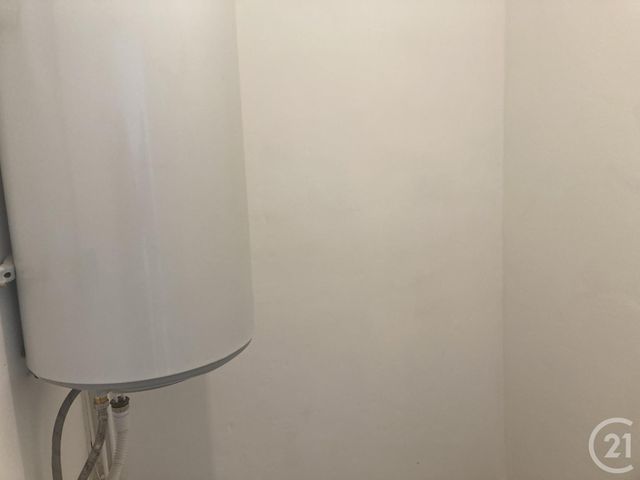 Appartement F2 &agrave; louer - 2 pi&egrave;ces - 50 m2 - Bagnols Sur Ceze - 30 - LANGUEDOC-ROUSSILLON