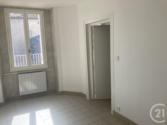 Appartement F2 &agrave; louer - 2 pi&egrave;ces - 50 m2 - Bagnols Sur Ceze - 30 - LANGUEDOC-ROUSSILLON