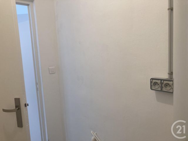 Appartement F2 &agrave; louer - 2 pi&egrave;ces - 50 m2 - Bagnols Sur Ceze - 30 - LANGUEDOC-ROUSSILLON