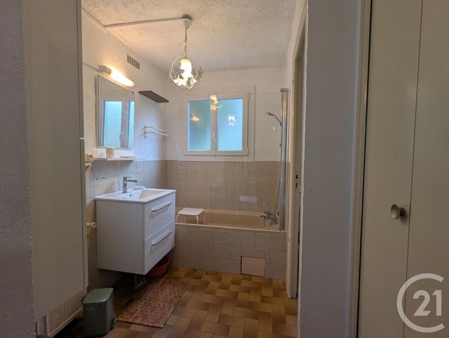 Maison &agrave; louer - 2 pi&egrave;ces - 50 m2 - Bagnols Sur Ceze - 30 - LANGUEDOC-ROUSSILLON