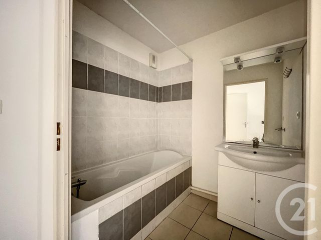 Appartement F3 &agrave; vendre - 3 pi&egrave;ces - 61,17 m2 - Bagnols Sur Ceze - 30 - LANGUEDOC-ROUSSILLON
