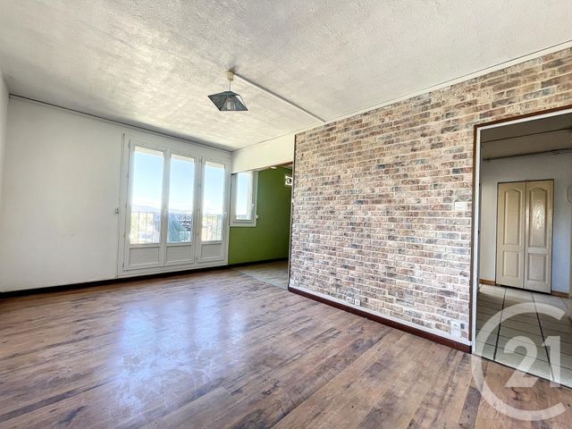 Appartement F4 &agrave; louer - 4 pi&egrave;ces - 56 m2 - Bagnols Sur Ceze - 30 - LANGUEDOC-ROUSSILLON