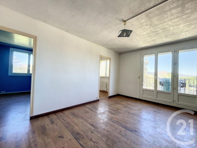Appartement F4 &agrave; louer - 4 pi&egrave;ces - 56 m2 - Bagnols Sur Ceze - 30 - LANGUEDOC-ROUSSILLON