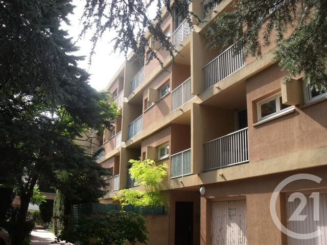 Appartement F1 &agrave; louer - 1 pi&egrave;ce - 27,50 m2 - Bagnols Sur Ceze - 30 - LANGUEDOC-ROUSSILLON