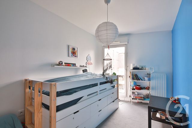 Appartement F5 à vendre - 5 pièces - 82,14 m2 - Bobigny - 93 - ILE-DE-FRANCE