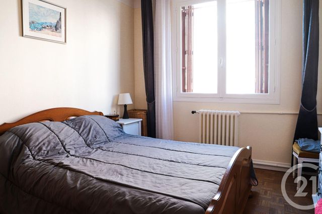Appartement F4 &agrave; vendre - 4 pi&egrave;ces - 70,77 m2 - Paris - 75015 - ILE-DE-FRANCE