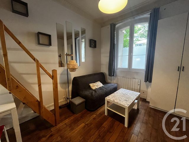 Appartement Studio à louer PARIS