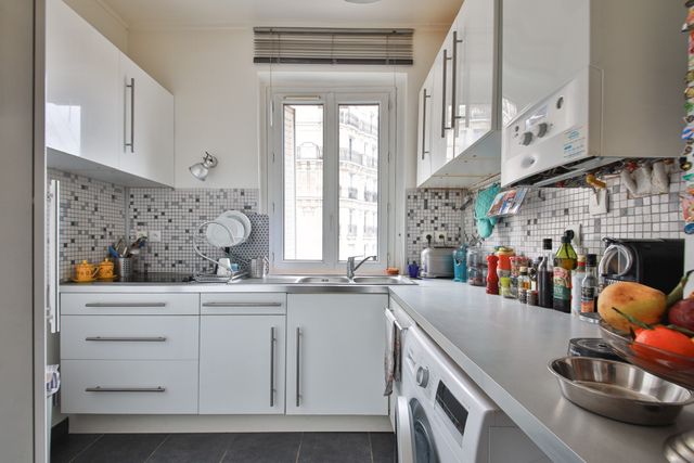 Appartement F4 à vendre - 4 pièces - 96,69 m2 - Paris - 75015 - ILE-DE-FRANCE