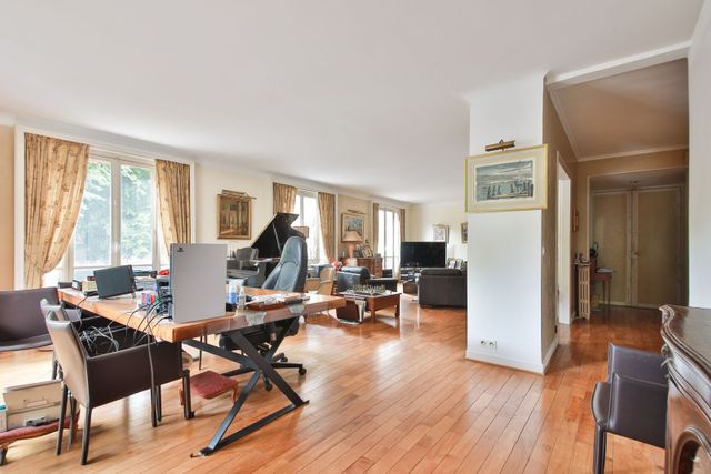 Appartement F6 &agrave; vendre - 6 pi&egrave;ces - 201,62 m2 - Paris - 75015 - ILE-DE-FRANCE