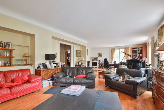 Appartement F6 &agrave; vendre - 6 pi&egrave;ces - 201,62 m2 - Paris - 75015 - ILE-DE-FRANCE