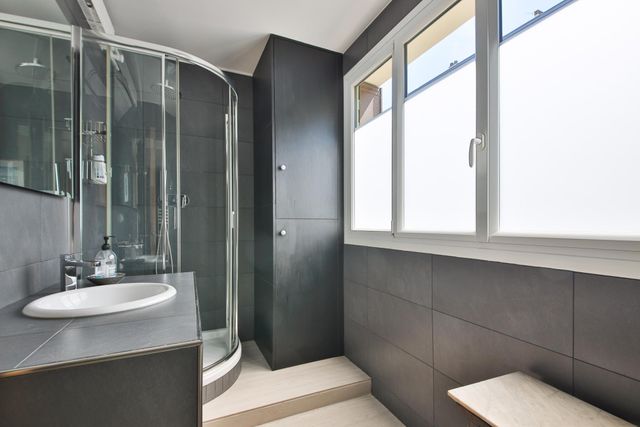 Appartement F4 &agrave; vendre - 4 pi&egrave;ces - 120,53 m2 - Paris - 75015 - ILE-DE-FRANCE