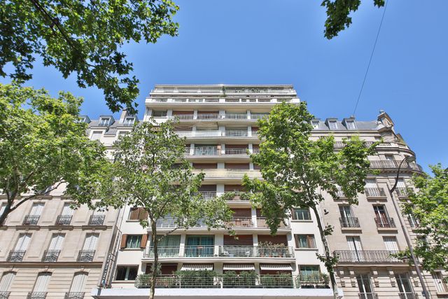 Appartement F4 &agrave; vendre - 4 pi&egrave;ces - 120,53 m2 - Paris - 75015 - ILE-DE-FRANCE