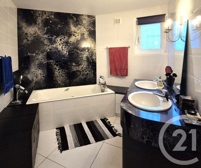 Maison à vendre - 7 pièces - 200 m2 - Roanne - 42 - RHONE-ALPES