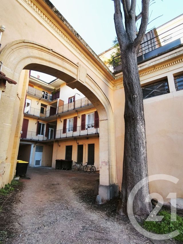 Appartement T4 &agrave; vendre - 4 pi&egrave;ces - 135 m2 - Roanne - 42 - RHONE-ALPES