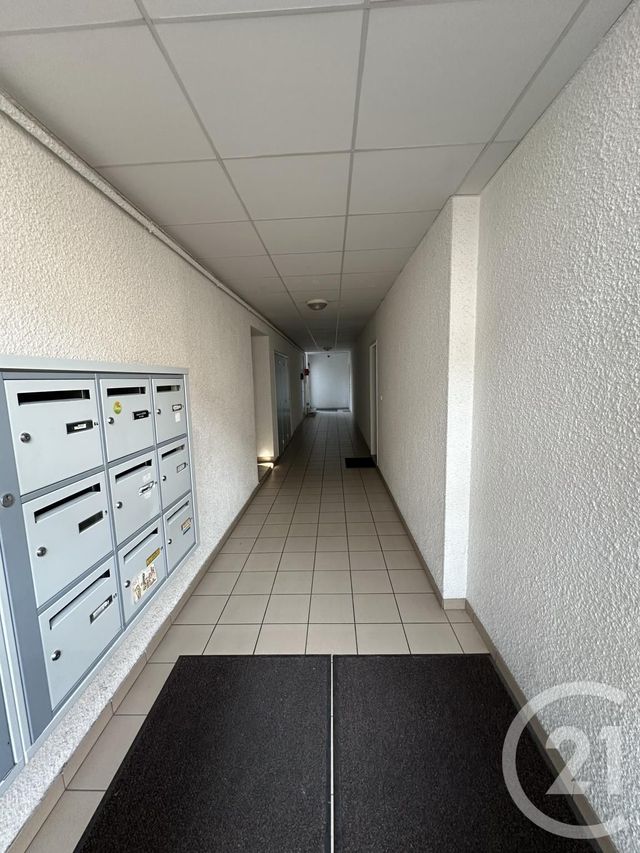 Appartement Studio à vendre - 1 pièce - 23 m2 - Roanne - 42 - RHONE-ALPES